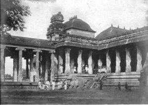 The Raja Sabha or Thousand Pillars Hall of the Shri Shiva Nataraja temple in Chidambaram in the 1800s